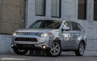 Mitsubishi Outlander 2014: 'Ép cân' đáng kể