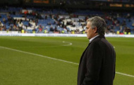 Mourinho hành động đẹp với HLV của Atletico