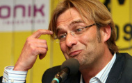 Klopp 'thách' Man United mua được Lewandowski