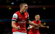 Dính chấn thương, Podolski và Walcott lỡ trận West Brom