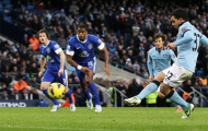 Ferguson dằn mặt trọng tài bắt trận derby