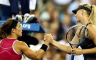 Video Gillette Federer Tour: Maria Sharapova vs Caroline Wozniacki - Đọ tài khoe sắc