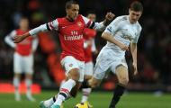 Chelsea sẵn sàng đua với M.U, Liverpool vì Walcott
