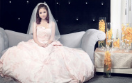 Vân Hugo đẹp mặn mà khi mặc váy cưới