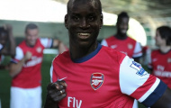 “Đại pháo” Demba Ba mở đường tới Arsenal