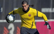 Barca “tặng quà noel” bất ngờ cho thủ thành Jose Pinto
