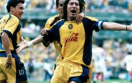 Video: Ivan Zamorano ghi bàn đẳng cấp trong trận đấu giao hữu