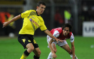Wolfsburg bắt đầu tái thiết