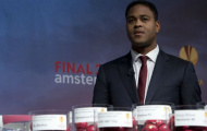 Kluivert không tin Milan có thể đánh bại Barca