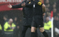Chỉ trích Sir Alex, Alan Pardew 'dính chưởng'