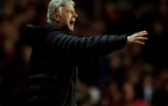 Wenger nổi đóa với màn trình diễn tồi tệ của Arsenal