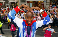 Mo Farah khổ sở vì mang làn da màu