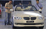 Xế sang BMW bất ngờ đắt khách