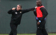 Mancini nói gì sau vụ 'tẩn' Balotelli?
