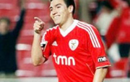 Video: Mục tiêu của M.U, Nicolas Gaitan ghi bàn tuyệt đẹp cho Benfica v Estoril