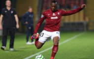 Video: Bàn thắng siêu ngẫu hứng của Yeni Ngbakoto (Metz) v Nice