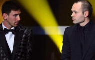 Iniesta nói gì khi tuột giải thưởng vào tay Messi?