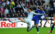 Chelsea sắp trắng tay: Áo mặc quá rộng!
