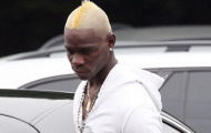 Balotelli gây sốt với tóc vàng hoe
