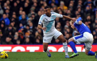 Ashley Cole muốn ngồi đàm phán với M.U