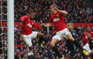 Video: Fan M.U 'phát điên' khi Vidic ghi bàn vào lưới Liverpool