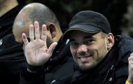 Sneijder đến Galatasaray kiểm tra y tế