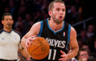 J. J. Barea bị NBA phạt 5.000 đô-la vì 'ngã giả vờ'