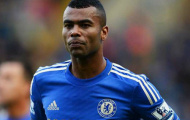 Ashley Cole chính thức gia hạn hợp đồng với Chelsea thêm 1 năm nữa