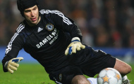 Real Madrid dòm ngó Peter Cech