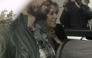 Pique hạnh phúc đón Shakira về nhà