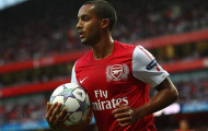 Walcott: Trận đấu với Liverpool sẽ quyết định vị trí thứ tư