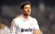 Xabi Alonso: Một mình giữa bầy sói