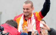 Video: Màn ra mắt Galatasaray của Wesley Sneijder v Besiktas