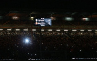 Video: Sân Craven Cottage ngập chìm trong bóng tối