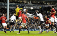 Chuyện M.U: Có nên trao niềm tin cho De Gea?