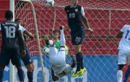Video: Pha ngã bàn đèn tuyệt đẹp của Juan Carlos Garcia (Honduras) v Mỹ