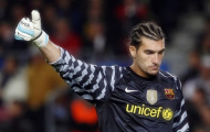 Thủ môn dự bị Pinto gia hạn với Barca đến năm 2014