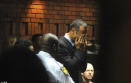 Pistorius giết bạn gái vì doping?