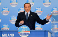 Chủ tịch Milan hối hận vì để Pirlo ra đi