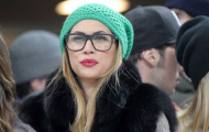 Bạn gái xinh đẹp trên khán đài cổ vũ Boateng