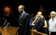 Pistorius thắng thế, công tố viên bẽ mặt