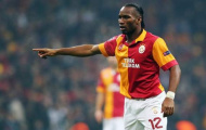 Schalke cân nhắc khả năng tố cáo Drogba lên UEFA
