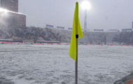'Ông trời' tính hoãn trận Bologna-Fiorentina