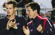 Murray và Henman thi đấu từ thiện