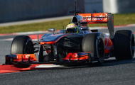 F1: Test xe ngày thứ 2 tại Barcelona