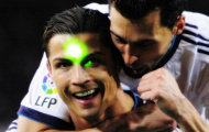 Ronaldo lại bị các culé 'chơi bẩn' trong trận Clasico đêm qua