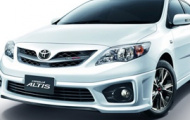 Toyota giới thiệu Altis TRD 2013