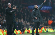 Mourinho đồng cảm với nỗi đau của Alex Ferguson