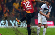 Hành vi nổi nóng chưa từng có của Drogba