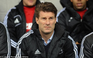 Michael Laudrup cầm quân hay hơn Sir Alex